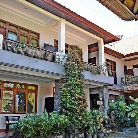 Yulia 2 Homestay Sanur Εξωτερικό φωτογραφία