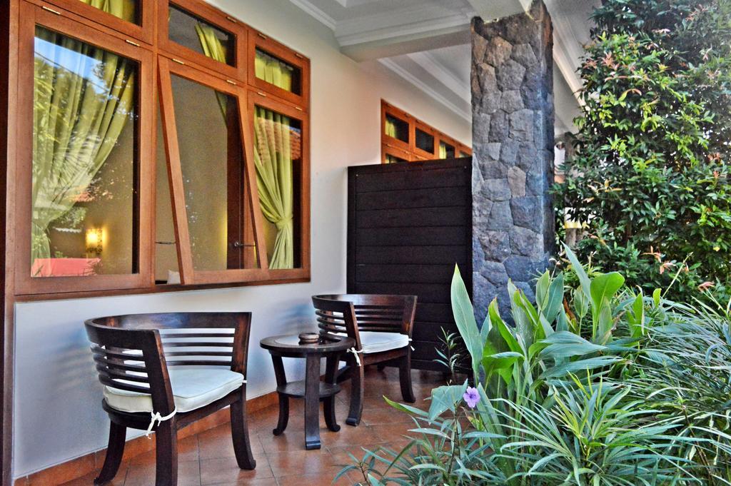 Yulia 2 Homestay Sanur Εξωτερικό φωτογραφία