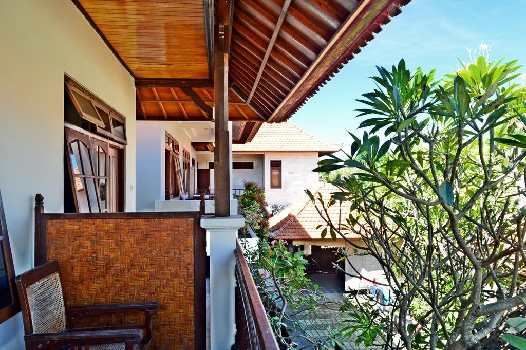 Yulia 2 Homestay Sanur Εξωτερικό φωτογραφία