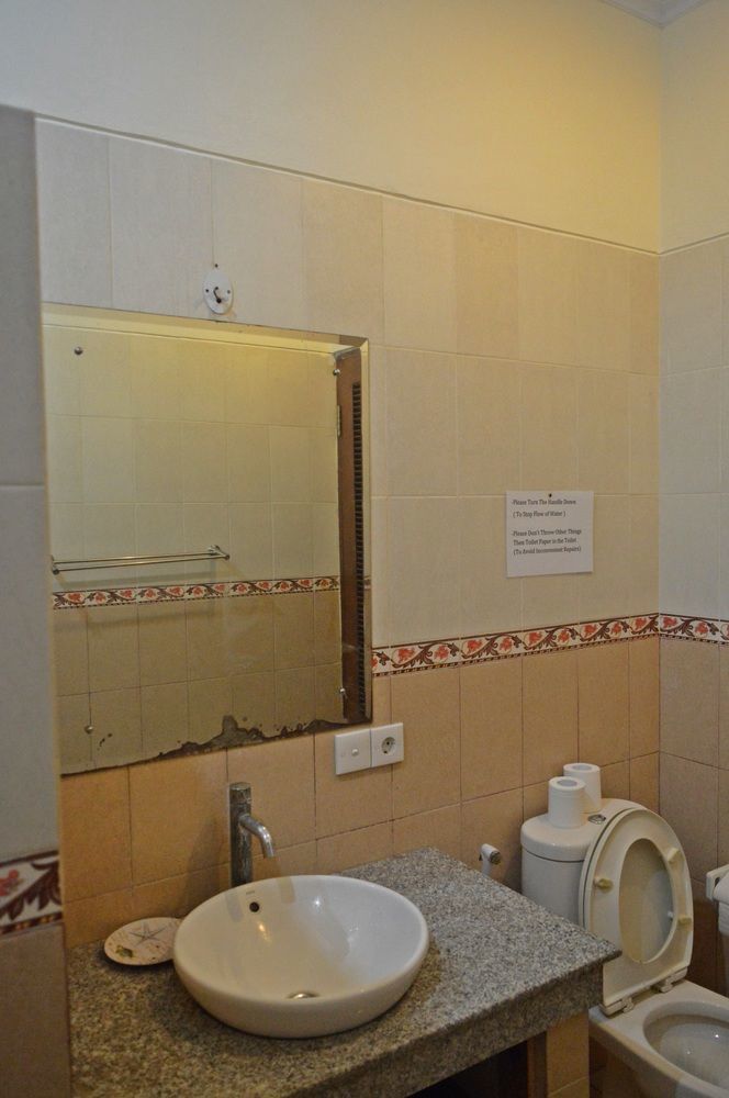 Yulia 2 Homestay Sanur Εξωτερικό φωτογραφία